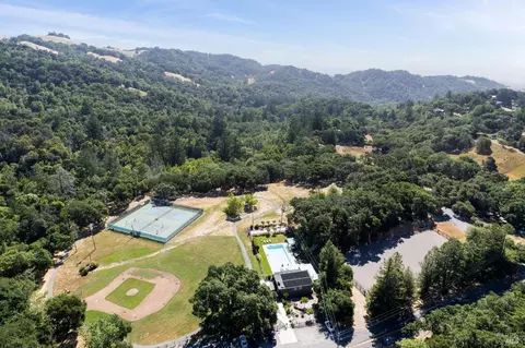 View/Area - 19334 Spring Dr, Sonoma, CA 95476 photo 5 of 5