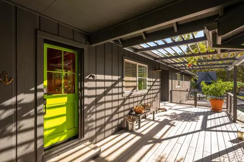 Exterior - 19334 Spring Dr, Sonoma, CA 95476 photo 6 of 29