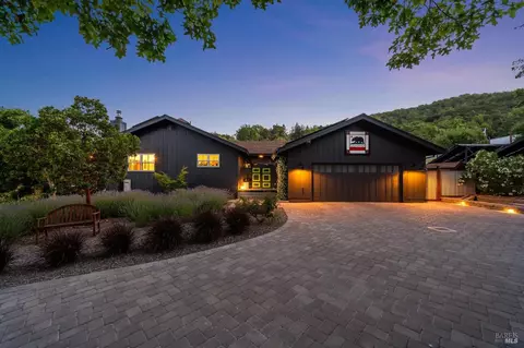 Exterior - 19334 Spring Dr, Sonoma, CA 95476 photo 17 of 29