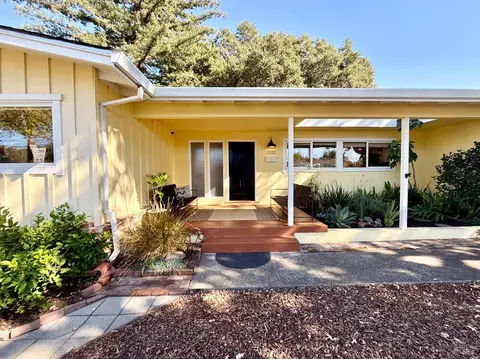 1202 Chase St, Novato, CA 94945