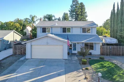 515 Mckenzie Dr, Dixon, CA 95620