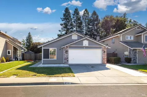 450 Bradley Ct, Vacaville, CA 95687