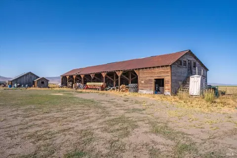 650 Tuledad Rd, Ravendale, CA 96123 photo 15