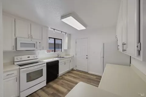 663-667 Spring Ln, Sonoma, CA 95476 photo 29