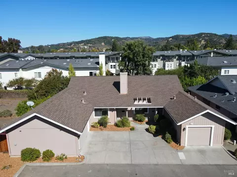 663-667 Spring Ln, Sonoma, CA 95476