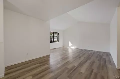 663-667 Spring Ln, Sonoma, CA 95476 photo 27
