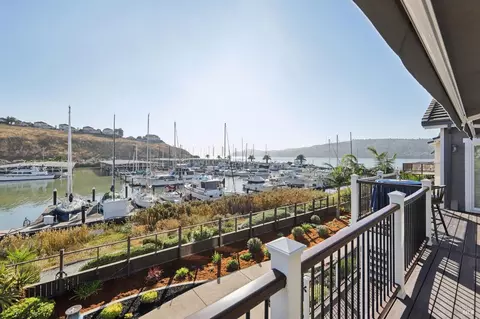 109 Chartmaster Pl, Vallejo, CA 94591 photo 2