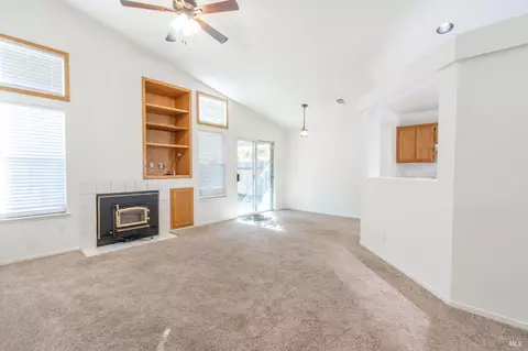 1615 Marenda Dr, Dixon, CA 95620 photo 5