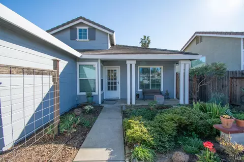 1615 Marenda Dr, Dixon, CA 95620 photo 3