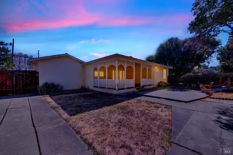 Exterior - 986 Davis St, Vacaville, CA 95687 photo 37 of 37