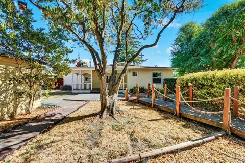 Exterior - 986 Davis St, Vacaville, CA 95687 photo 19 of 37