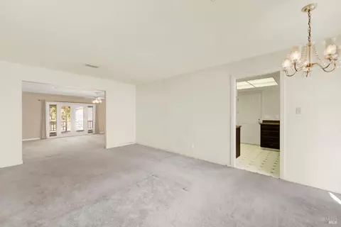 Living - 986 Davis St, Vacaville, CA 95687 photo 4 of 11