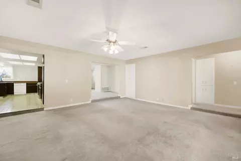 Living - 986 Davis St, Vacaville, CA 95687 photo 9 of 11
