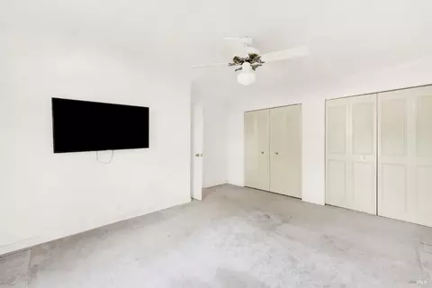 Bedroom - 986 Davis St, Vacaville, CA 95687 photo 10 of 10