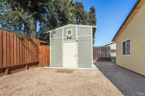 184 Edwin Dr, Vacaville, CA 95687 photo 39