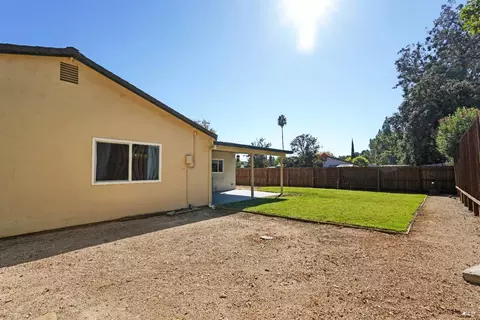 184 Edwin Dr, Vacaville, CA 95687 photo 38