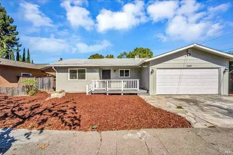 3349 Hoen Ave, Santa Rosa, CA 95405