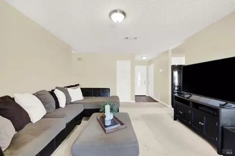 2384 Coronado Ct, Fairfield, CA 94533 photo 8