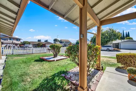 2384 Coronado Ct, Fairfield, CA 94533 photo 4