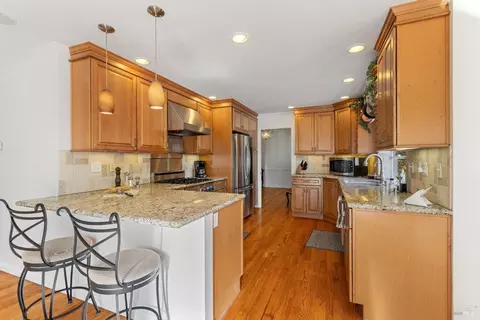 9570 Vancouver Ln, Windsor, CA 95492 photo 17
