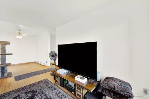 Living - 127 Lighthouse Dr, Vallejo, CA 94590 photo 4 of 4