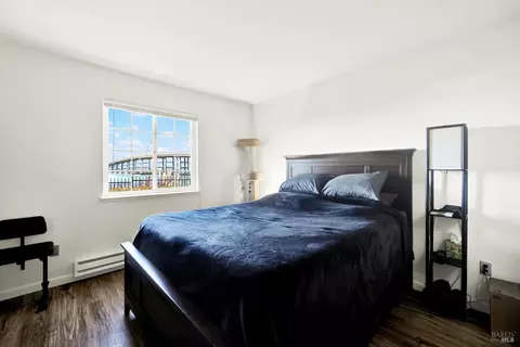 Bedroom - 127 Lighthouse Dr, Vallejo, CA 94590 photo 1 of 3
