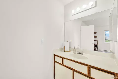 Bath - 127 Lighthouse Dr, Vallejo, CA 94590 photo 4 of 4