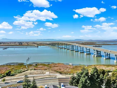 View/Area - 127 Lighthouse Dr, Vallejo, CA 94590 photo 6 of 8