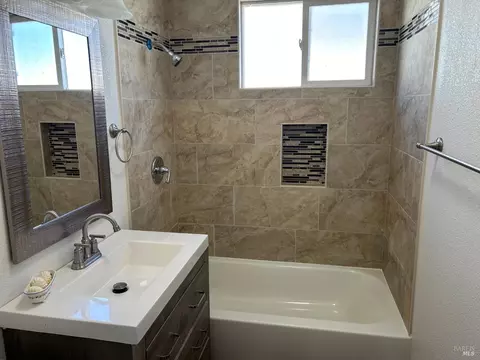 61 Balboa Ave, Vallejo, CA 94591 photo 6