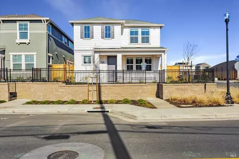 109 Clownfish St, Suisun City, CA 94585