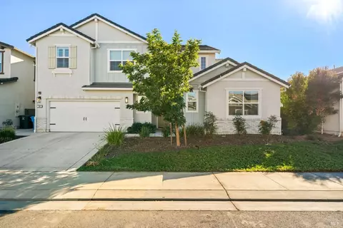 Exterior - 549 Honeysuckle Dr, Vacaville, CA 95687 photo 1 of 17