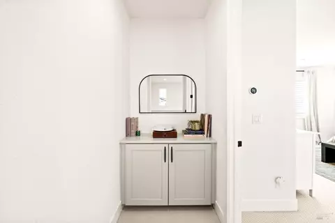 Entry Way - 549 Honeysuckle Dr, Vacaville, CA 95687 photo 5 of 9