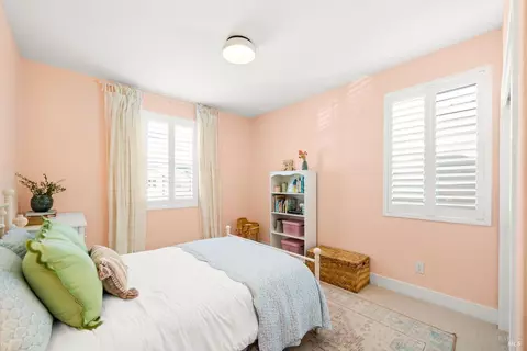 Bedroom - 549 Honeysuckle Dr, Vacaville, CA 95687 photo 7 of 7