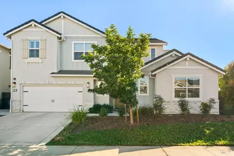 Exterior - 549 Honeysuckle Dr, Vacaville, CA 95687 photo 12 of 17