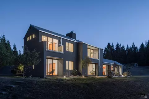Exterior - 18600 Fitzpatrick Ln, Occidental, CA 95465 photo 17 of 18