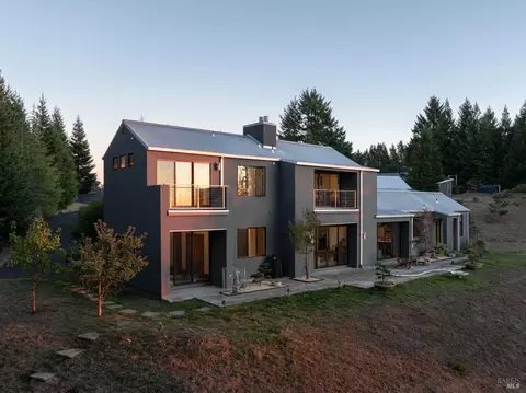 Exterior - 18600 Fitzpatrick Ln, Occidental, CA 95465 photo 14 of 18