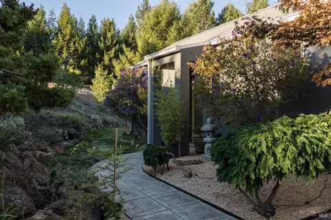 Exterior - 18600 Fitzpatrick Ln, Occidental, CA 95465 photo 6 of 18