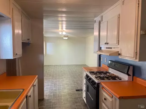 700 E Gobbi St #131, Ukiah, CA 95482 photo 3
