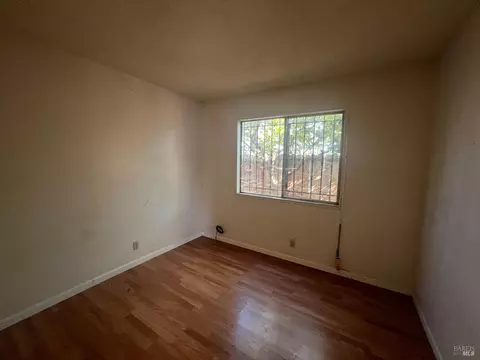 117 Candy Dr, Vallejo, CA 94589 photo 4