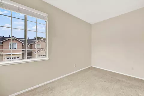 30 Manchester Ln, Fairfield, CA 94533 photo 36