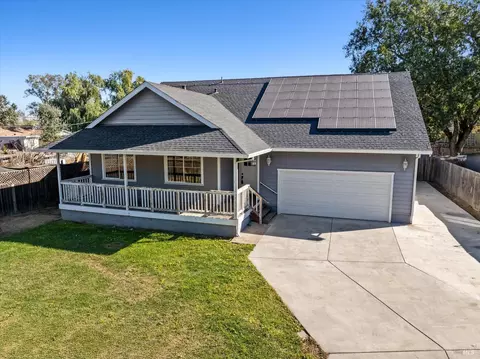 958 Leddy Ave, Santa Rosa, CA 95407