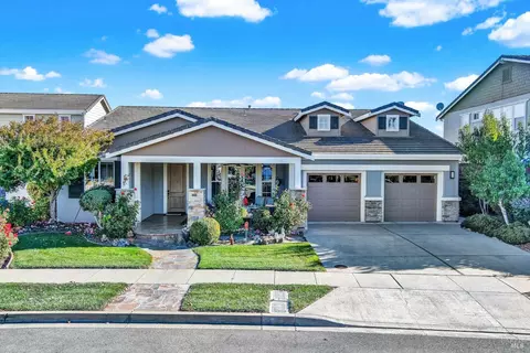 83 Luke Dr, Napa, CA 94558