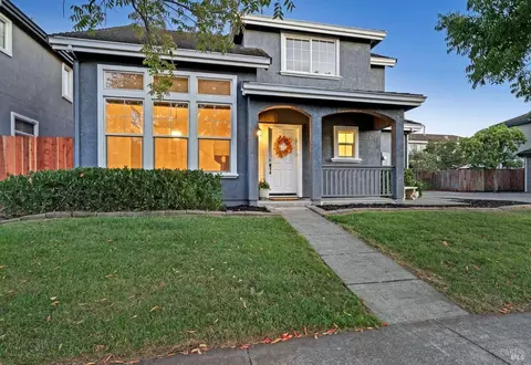 1420 Capri Ave, Petaluma, CA 94954
