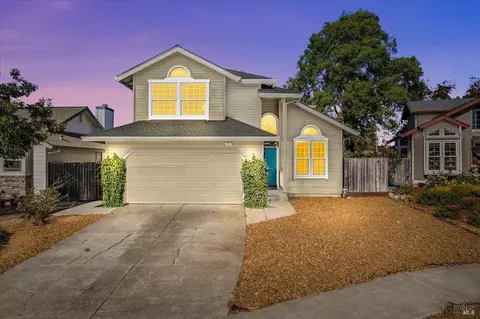 843 Breeze Way, Santa Rosa, CA 95404