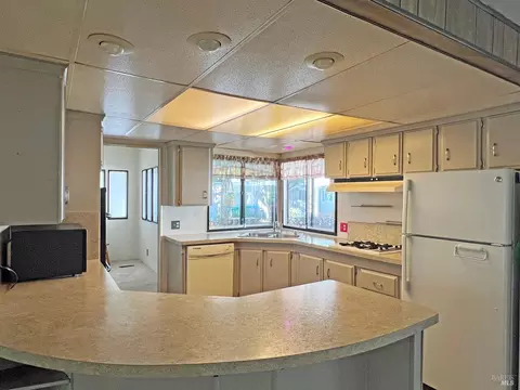 700 E Gobbi St #61, Ukiah, CA 95482 photo 5