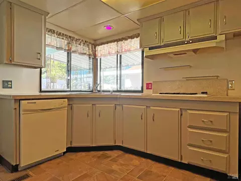 700 E Gobbi St #61, Ukiah, CA 95482 photo 7