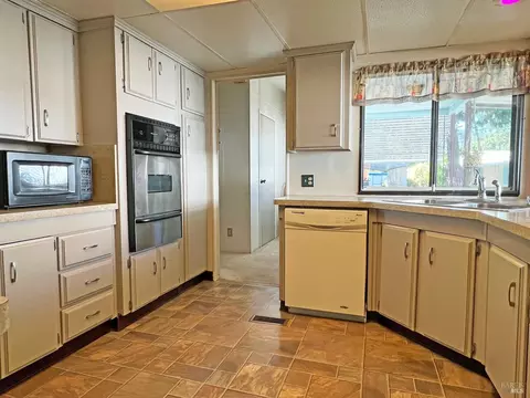 700 E Gobbi St #61, Ukiah, CA 95482 photo 6