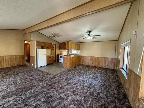 4262 Windsor Way, Lucerne, CA 95458 photo 9