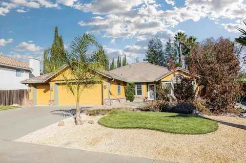 219 Fairgate Dr, Vacaville, CA 95687 photo 2