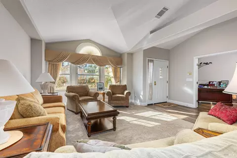 219 Fairgate Dr, Vacaville, CA 95687 photo 7